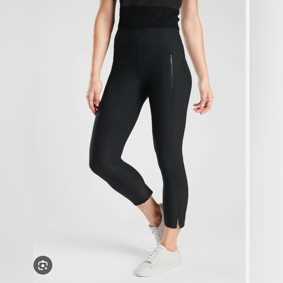 ATHLETA Stellar Knit Crop, Black, Size 6, Like New - Picture 2 of 10